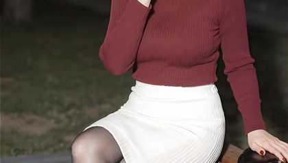 九游官网-这才是40岁左右的女性该有的穿搭